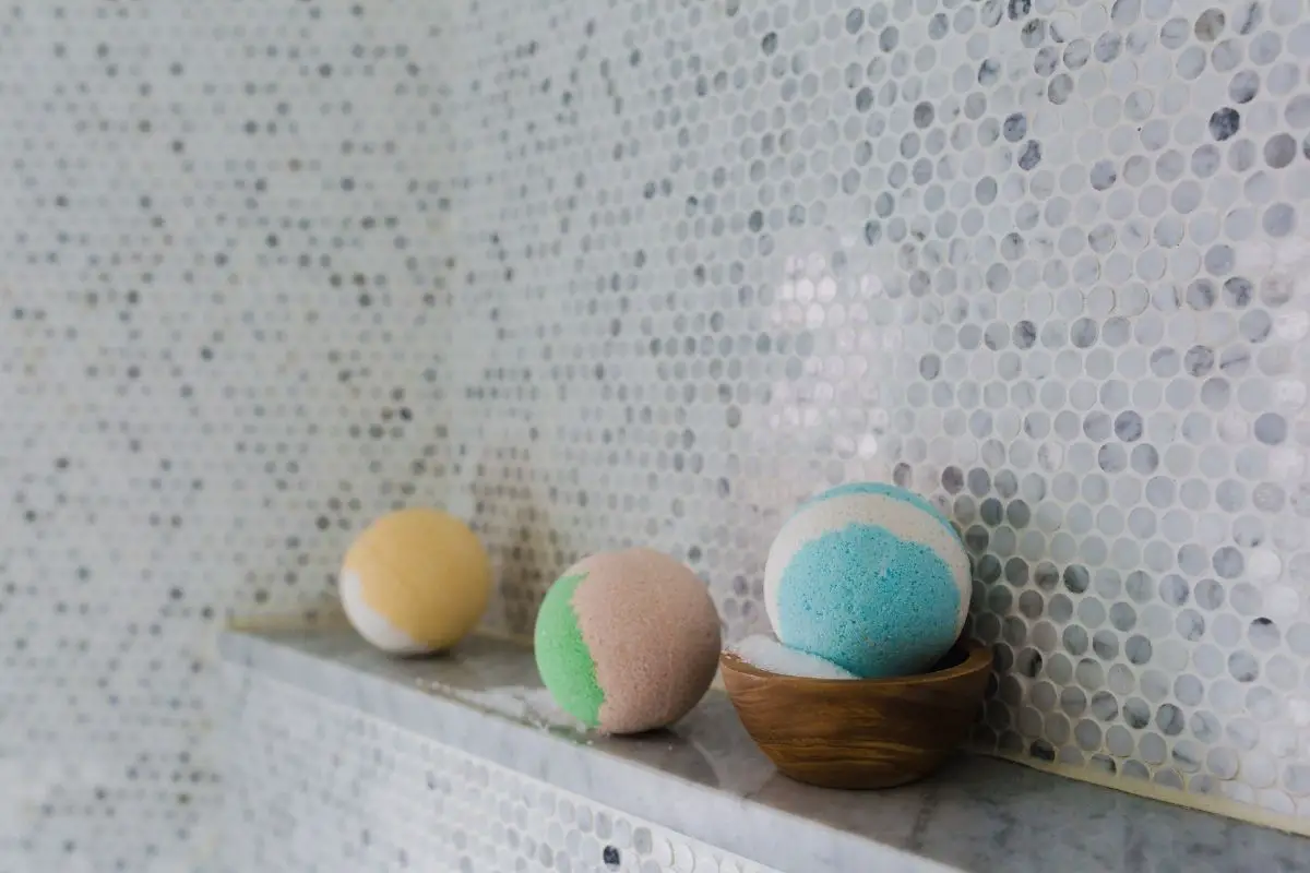 How to Use a Bath Bomb 16 Things You Need to Know